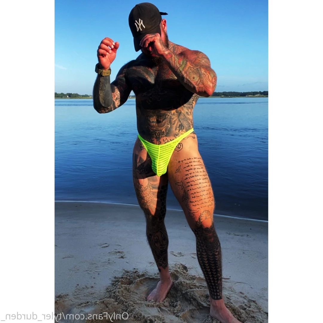 Durden [ tyler_durden_ ] Onlyfans leaked photo 10811517 on Hotleaks.tv