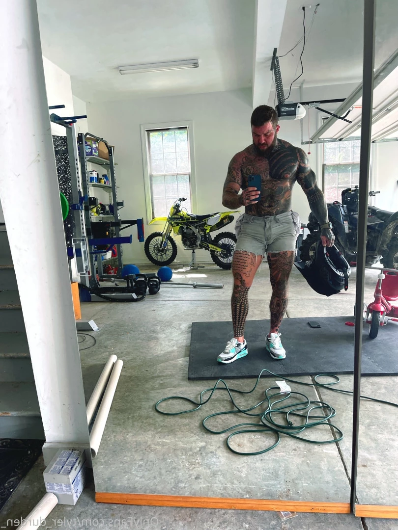 Durden [ tyler_durden_ ] Onlyfans leaked photo 10813694 on Hotleaks.tv