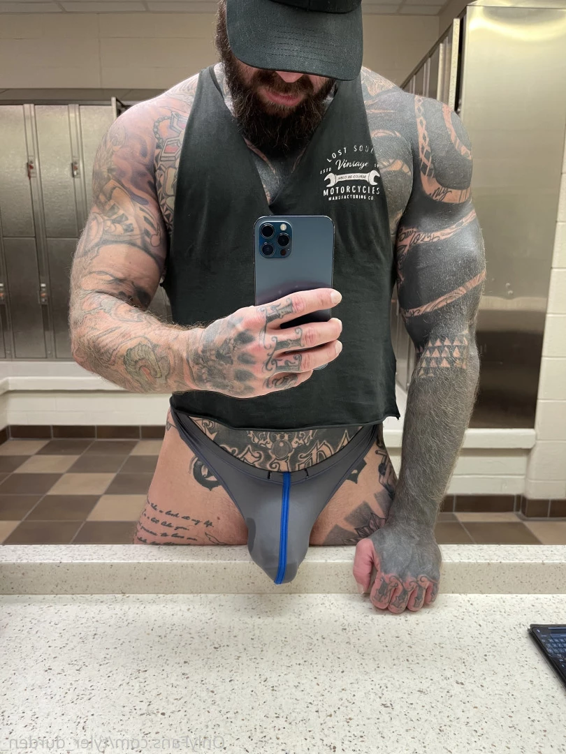 Durden [ tyler_durden_ ] Onlyfans leaked photo 10815761 on Hotleaks.tv