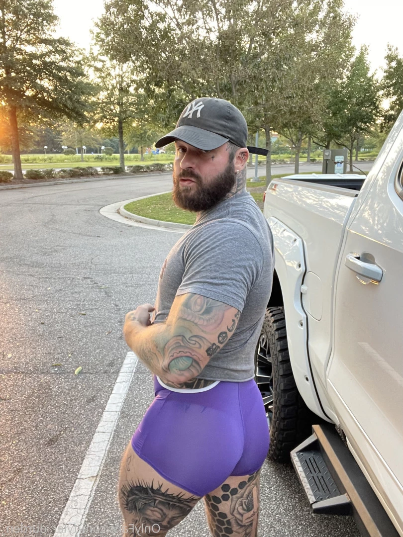 Durden [ tyler_durden_ ] Onlyfans leaked photo 10817079 on Hotleaks.tv