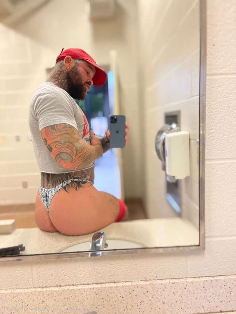 Durden [ tyler_durden_ ] Onlyfans leaked photo 10817821 on Hotleaks.tv