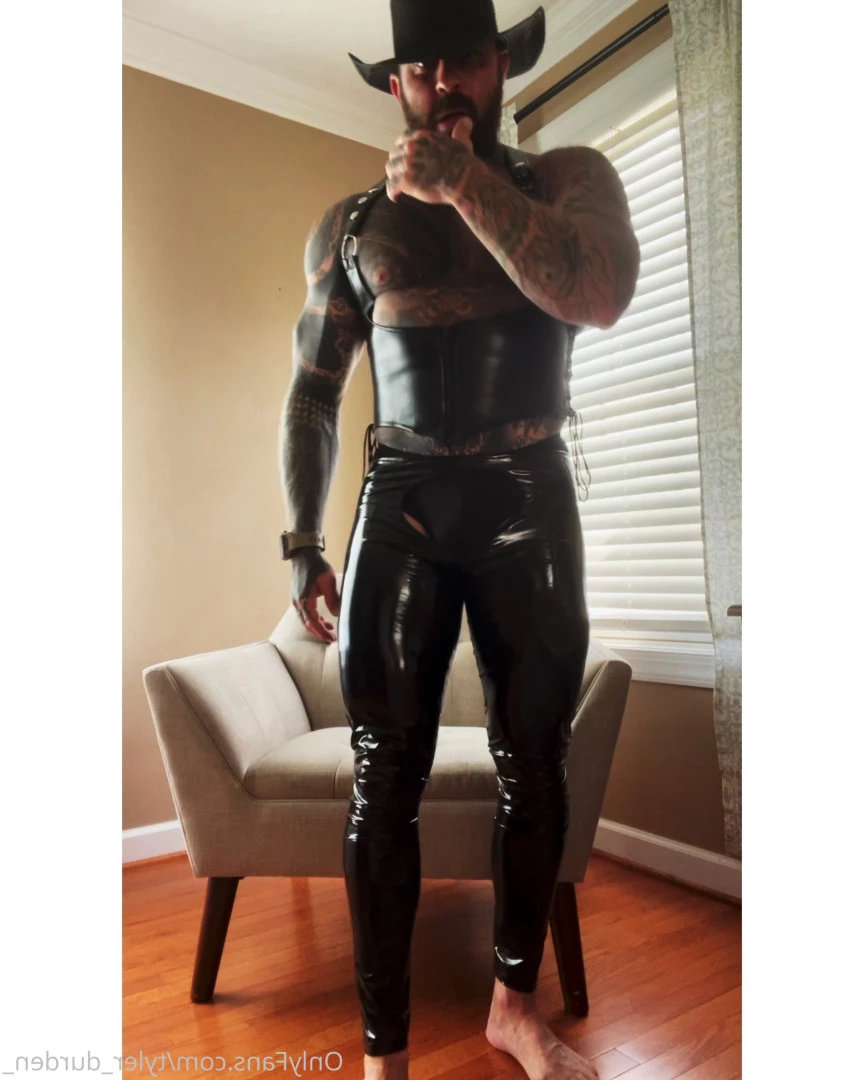 Durden [ tyler_durden_ ] Onlyfans leaked photo 10827812 on Hotleaks.tv