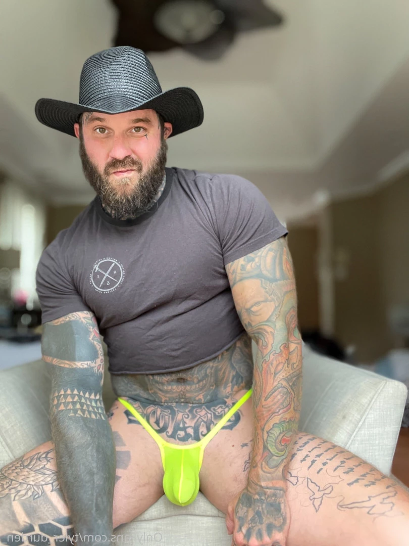 Durden [ tyler_durden_ ] Onlyfans leaked photo 10828684 on Hotleaks.tv