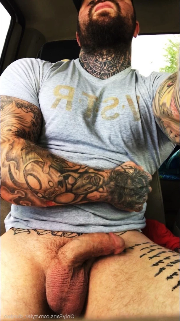 Durden [ tyler_durden_ ] Onlyfans leaked photo 10831022 on Hotleaks.tv