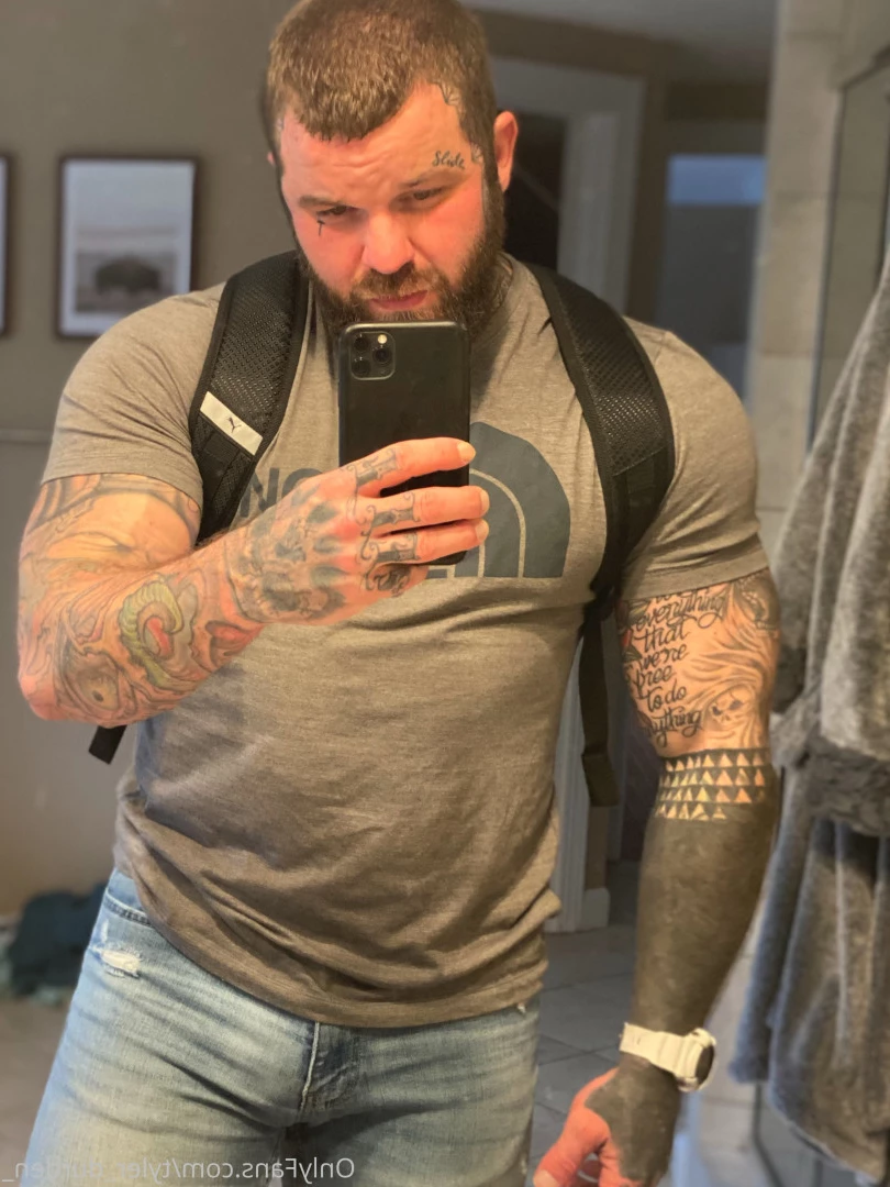 Durden [ tyler_durden_ ] Onlyfans leaked photo 10834314 on Hotleaks.tv