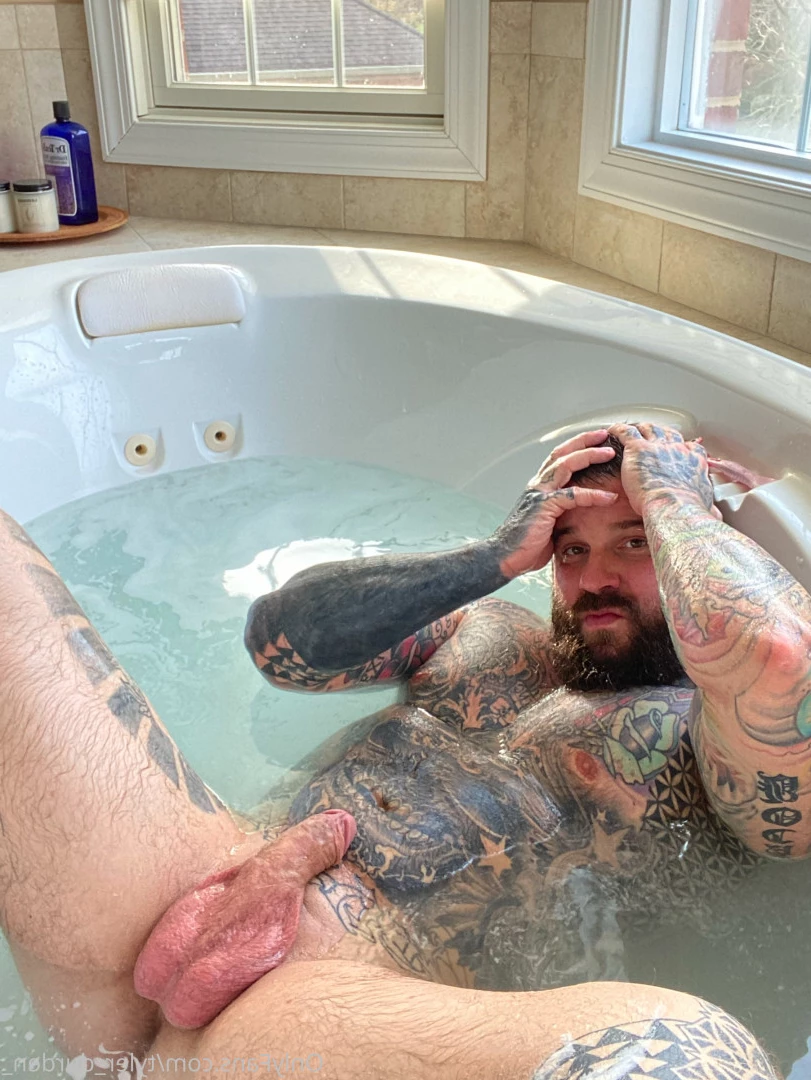 Durden [ tyler_durden_ ] Onlyfans leaked photo 10842589 on Hotleaks.tv