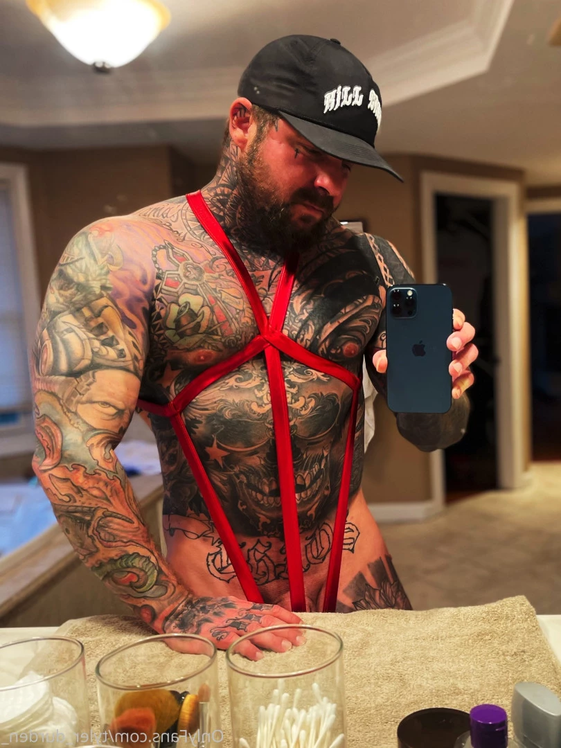 Durden [ tyler_durden_ ] Onlyfans leaked photo 10842681 on Hotleaks.tv