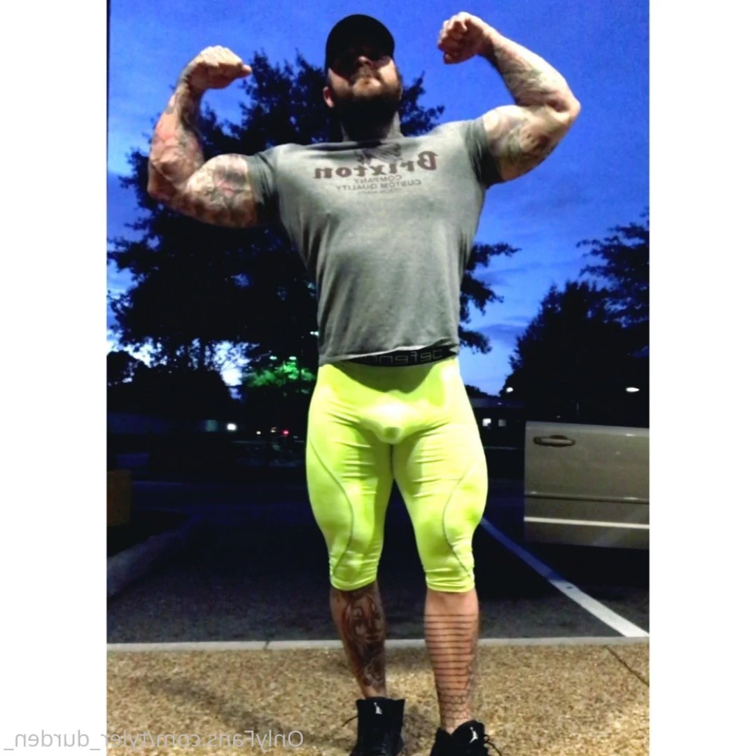 Durden [ tyler_durden_ ] Onlyfans leaked photo 10842865 on Hotleaks.tv
