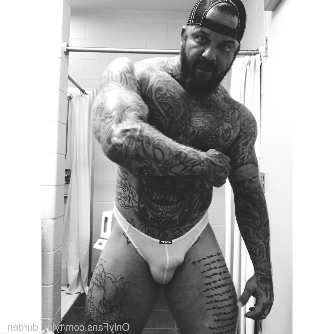 Durden [ tyler_durden_ ] Onlyfans leaked photo 10844424 on Hotleaks.tv