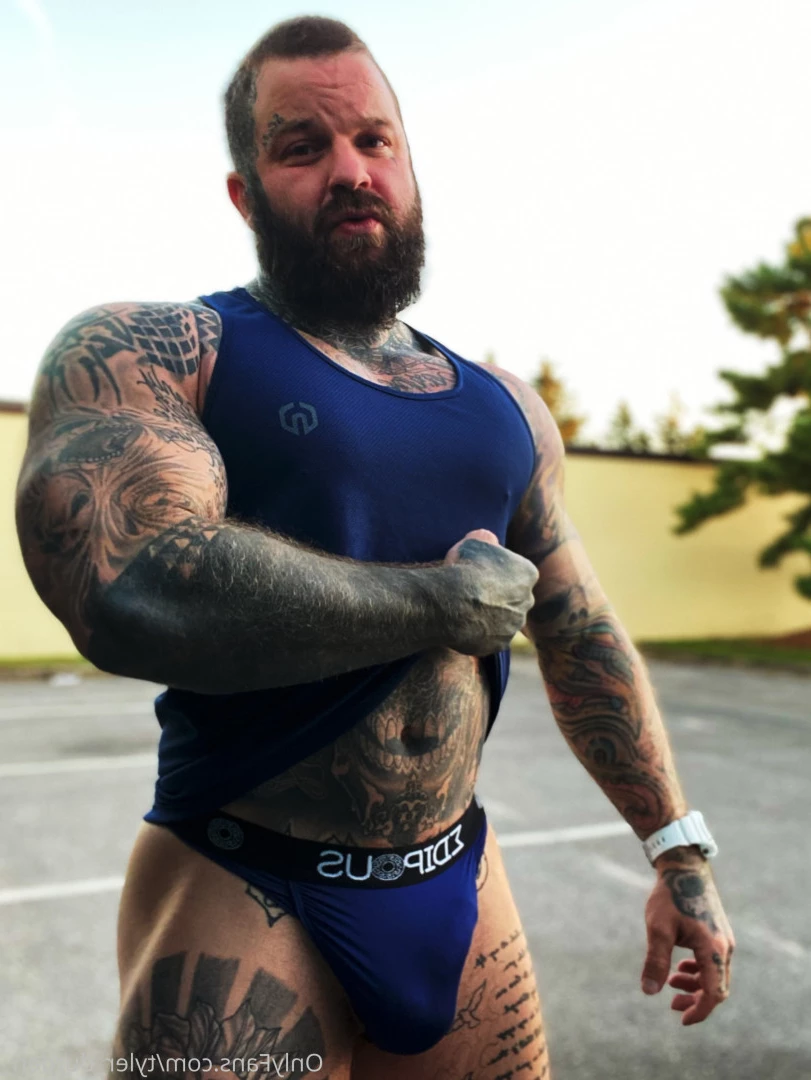 Durden [ tyler_durden_ ] Onlyfans leaked photo 10846756 on Hotleaks.tv