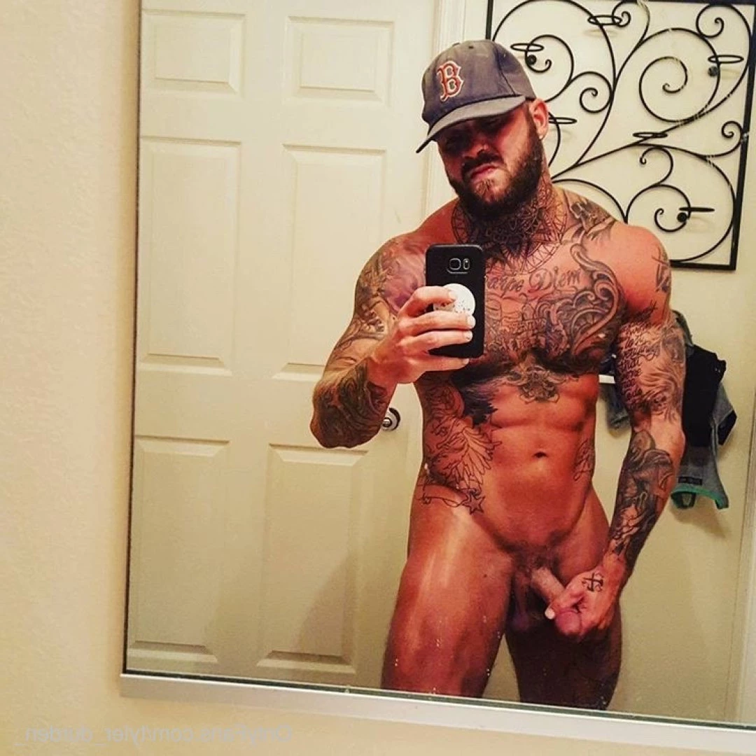 Durden [ tyler_durden_ ] Onlyfans leaked photo 10846993 on Hotleaks.tv