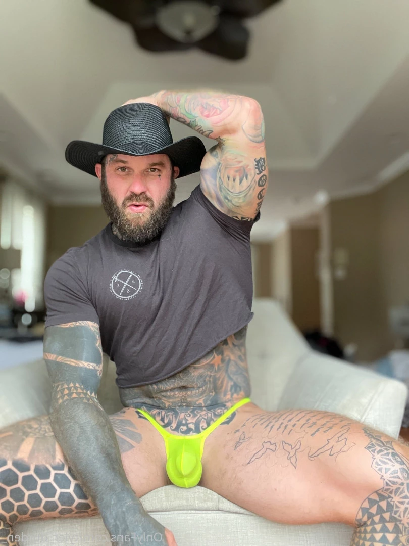 Durden [ tyler_durden_ ] Onlyfans leaked photo 10847223 on Hotleaks.tv