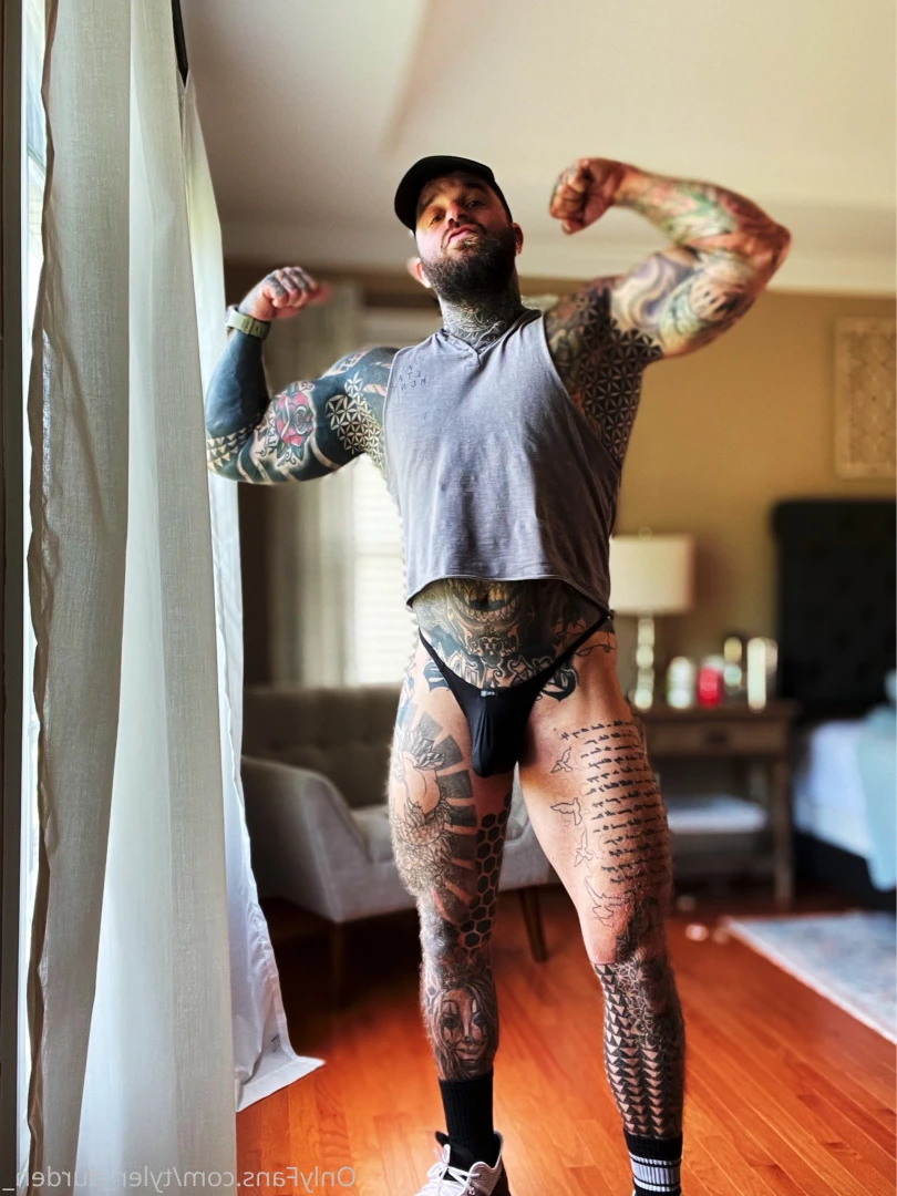 Durden [ tyler_durden_ ] Onlyfans leaked photo 10847391 on Hotleaks.tv