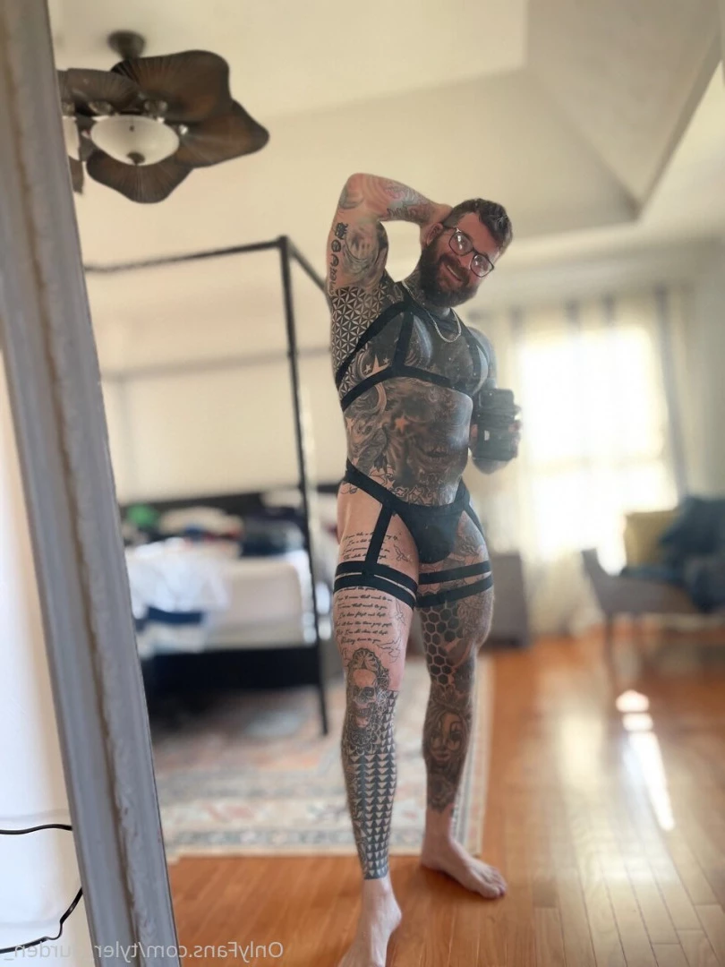 Durden [ tyler_durden_ ] Onlyfans leaked photo 10847647 on Hotleaks.tv