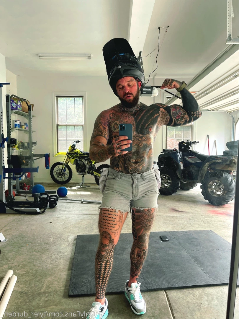 Durden [ tyler_durden_ ] Onlyfans leaked photo 10848808 on Hotleaks.tv