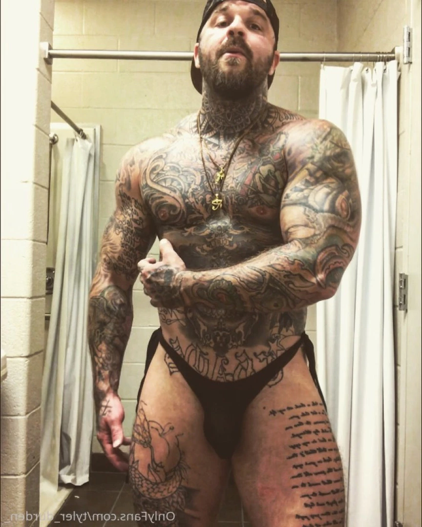 Durden [ tyler_durden_ ] Onlyfans leaked photo 10848946 on Hotleaks.tv