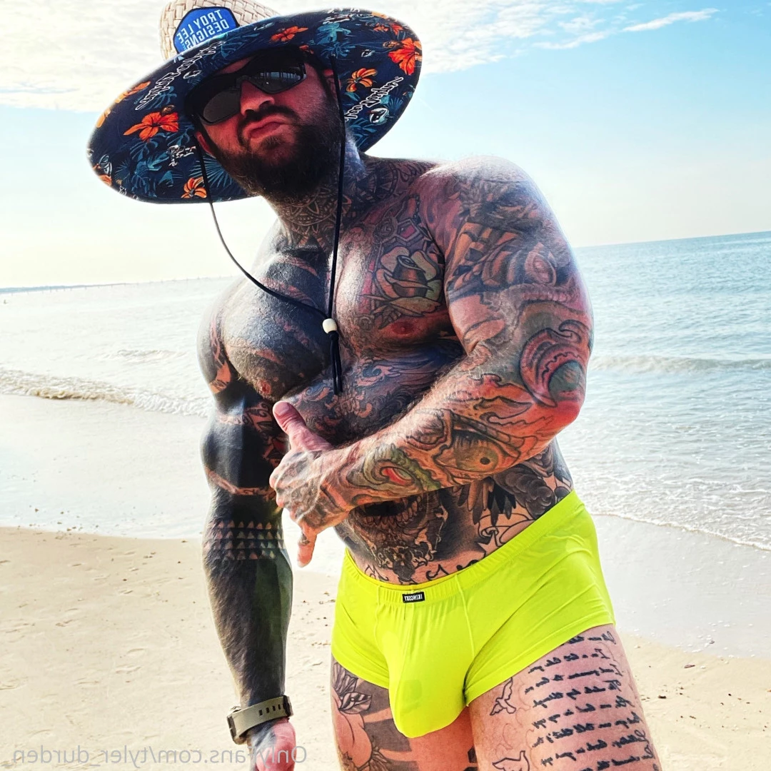 Durden [ tyler_durden_ ] Onlyfans leaked photo 10849633 on Hotleaks.tv