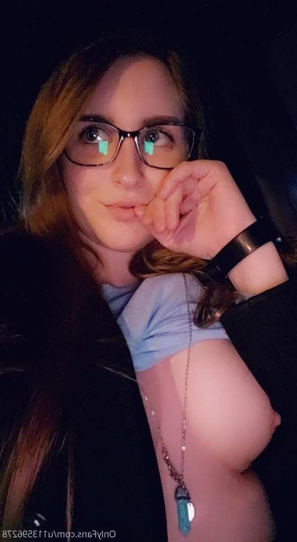 Sara [ u113596278 ] Onlyfans leaked photo 4831618 on Hotleaks.tv