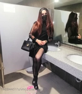 4831561