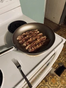 4831552