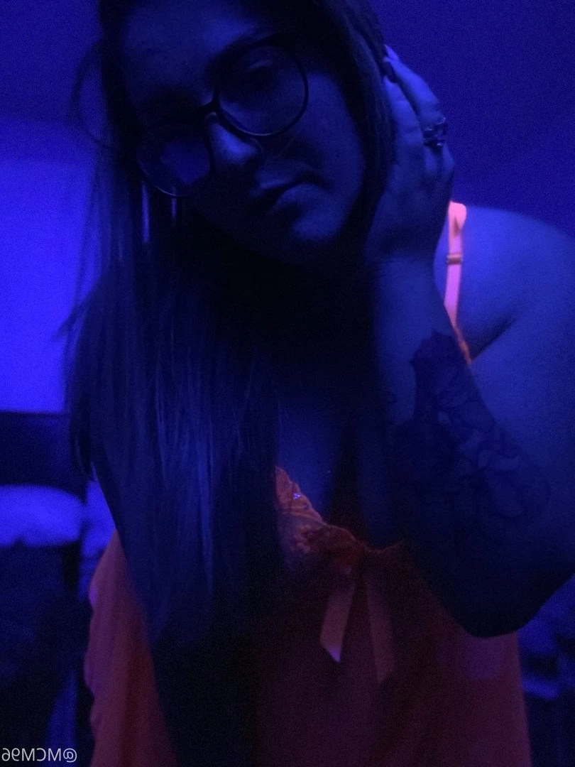 Sabrina [ u81165928 ] Onlyfans leaked photo 4807561 on Hotleaks.tv