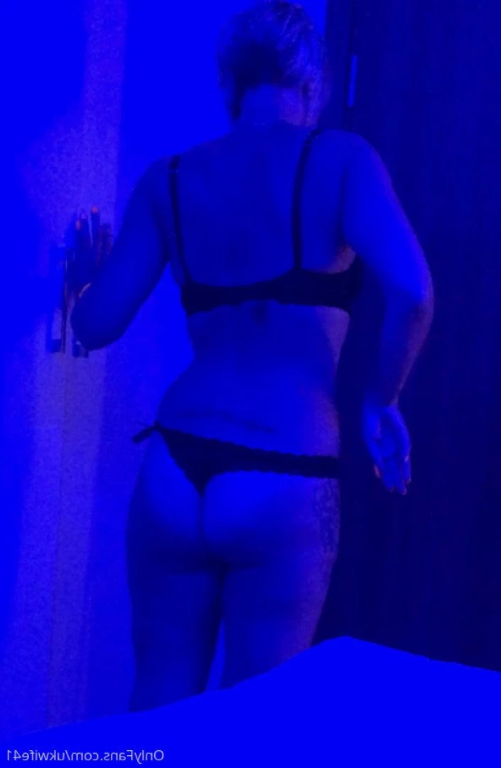ukwife41 Onlyfans leaked photo 4827641 on Hotleaks.tv