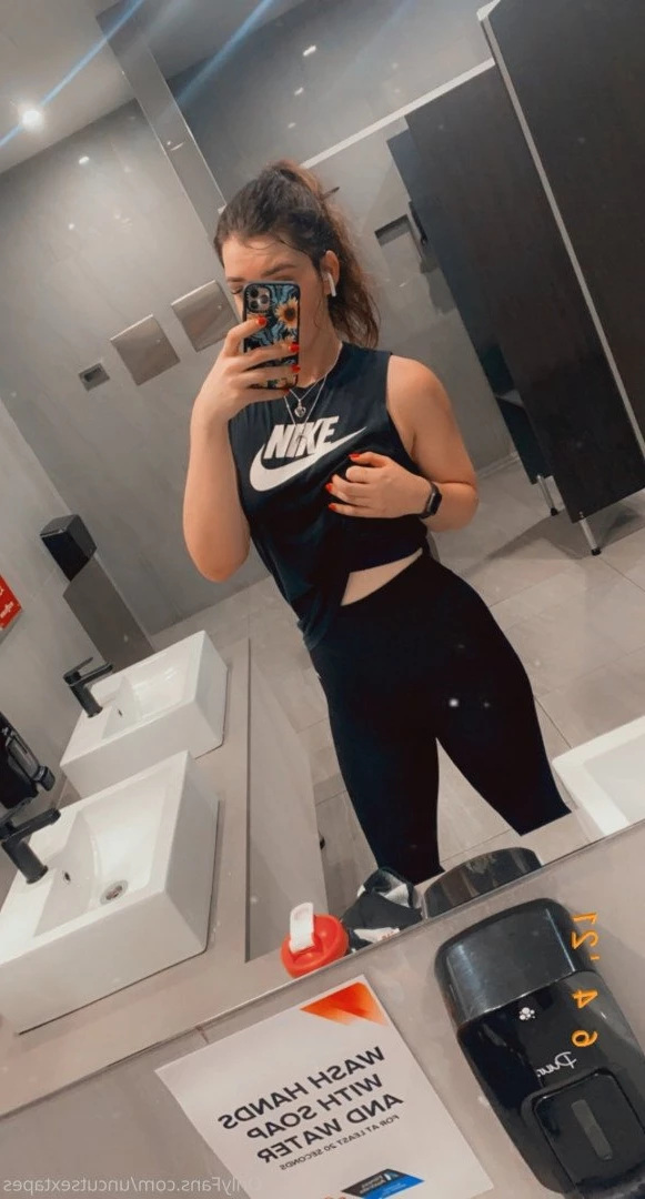Sarah Button [ aussielanding ] Onlyfans leaked photo 4826594 on Hotleaks.tv