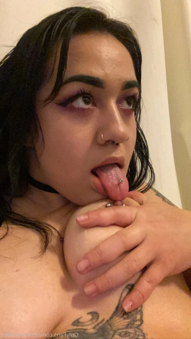 🌙 queen ari 🌙 [ ariquxeen ] Onlyfans leaked photo 4799487 on Hotleaks.tv