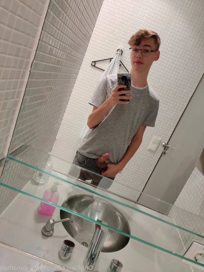 urtwinkyjonathan Onlyfans leaked photo 4811653 on Hotleaks.tv
