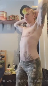 5463944