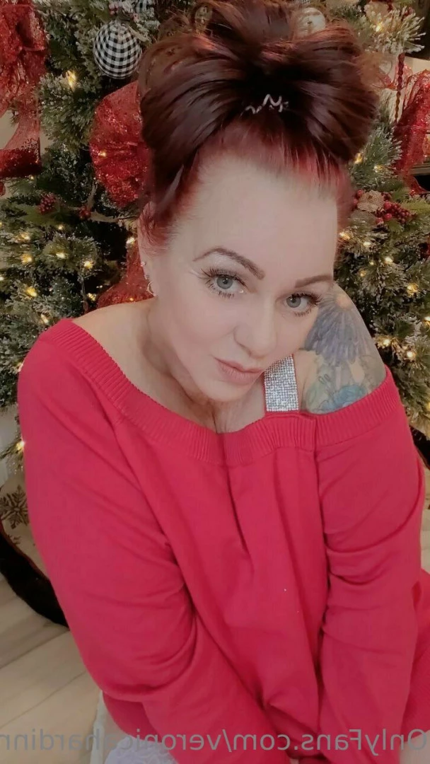 Veronica Hardinn💕Hot Mom😈💦 [ veronicahardinn ] Onlyfans leaked photo 10769021 on Hotleaks.tv