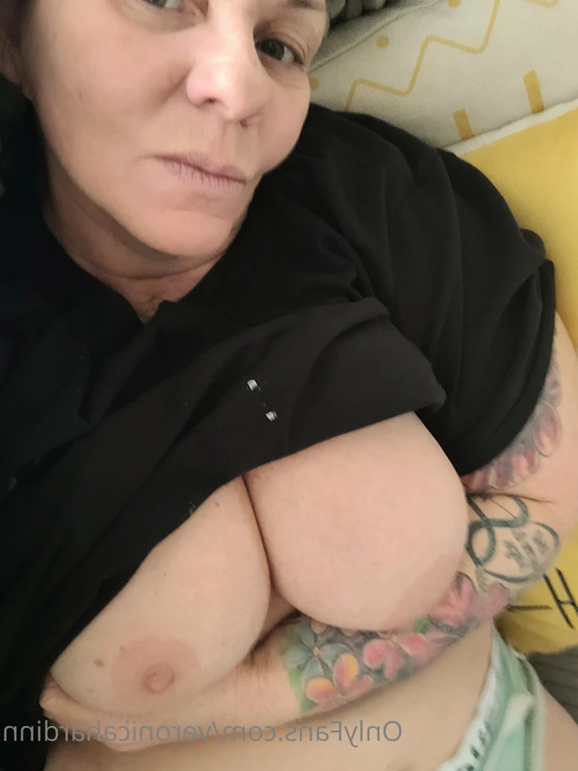 Veronica Hardinn💕Hot Mom😈💦 [ veronicahardinn ] Onlyfans leaked photo 10795902 on Hotleaks.tv