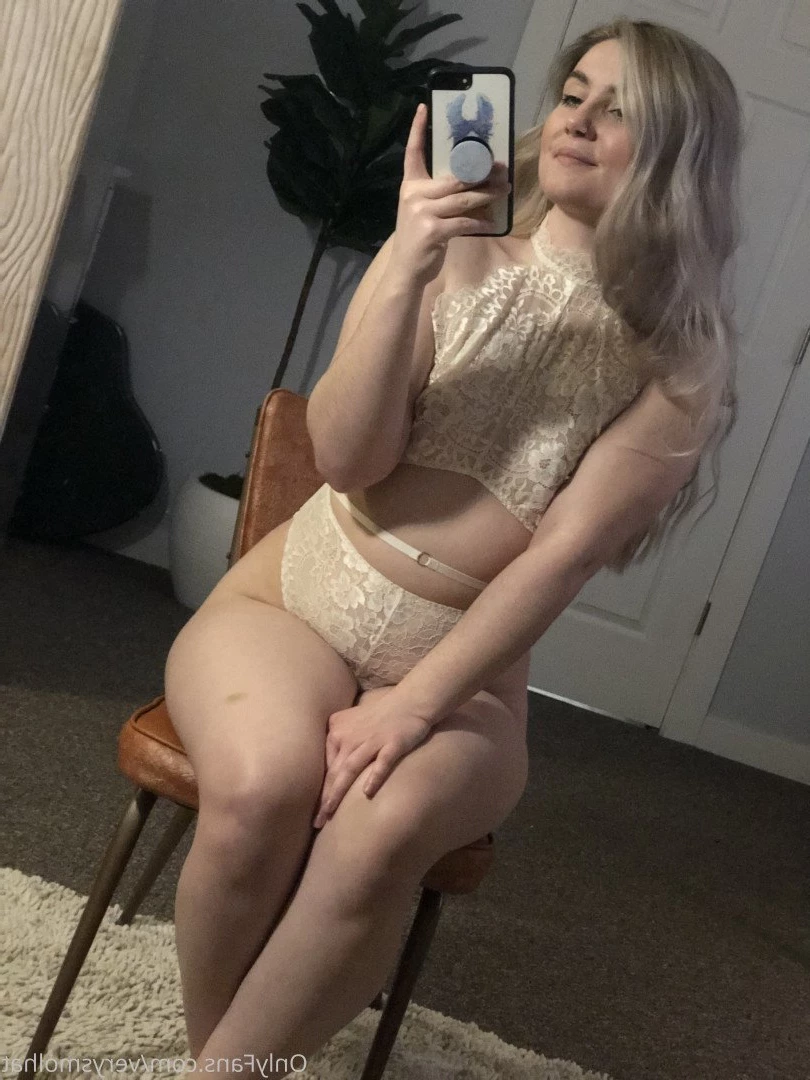 sara [ verysmolhat ] Onlyfans leaked photo 4794894 on Hotleaks.tv