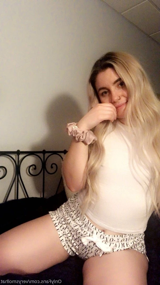 sara [ verysmolhat ] Onlyfans leaked photo 4794989 on Hotleaks.tv
