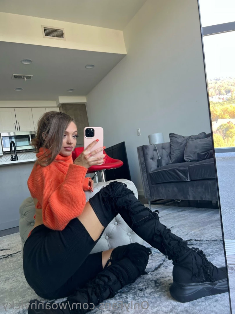 Victoria [ woahhvicky ] Onlyfans leaked photo 11047094 on Hotleaks.tv