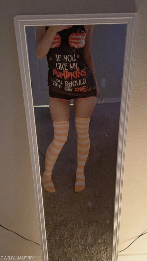 VIRTUALLYLEWD top 0.69% [ virtuallylewd ] Onlyfans leaked photo 5513934 on Hotleaks.tv