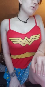 10556902