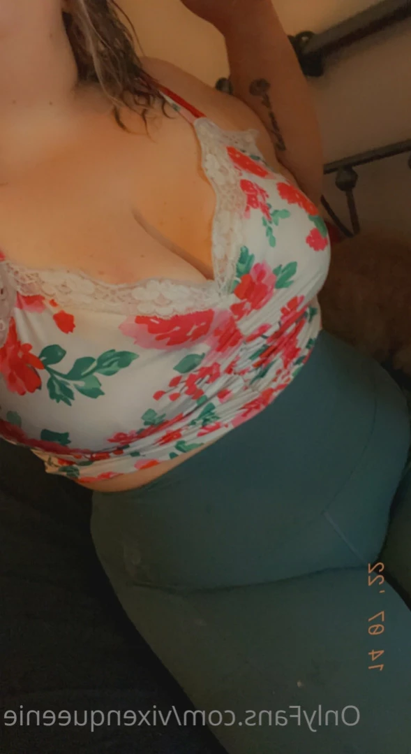 💞Vickie - Video Calls💕 [ vixenqueenie ] Onlyfans leaked photo 12649329 on Hotleaks.tv