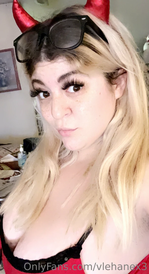 vlehanex3 big tits bbw 🤓💋 [ vlehanex3 ] Onlyfans leaked photo 18639086 on Hotleaks.tv