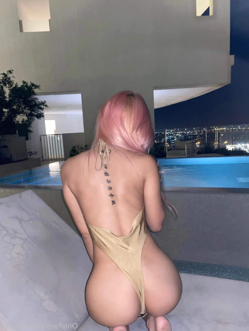 Vyvan Le [ vyvanle ] Onlyfans leaked photo 9172228 on Hotleaks.tv