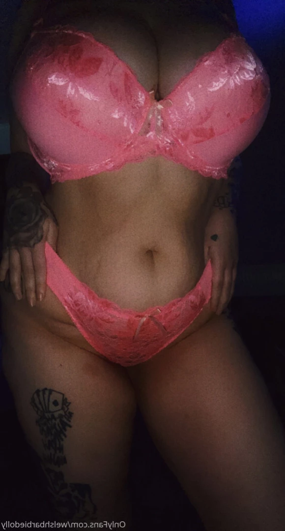 welshbarbiedolly Onlyfans leaked photo 14639142 on Hotleaks.tv