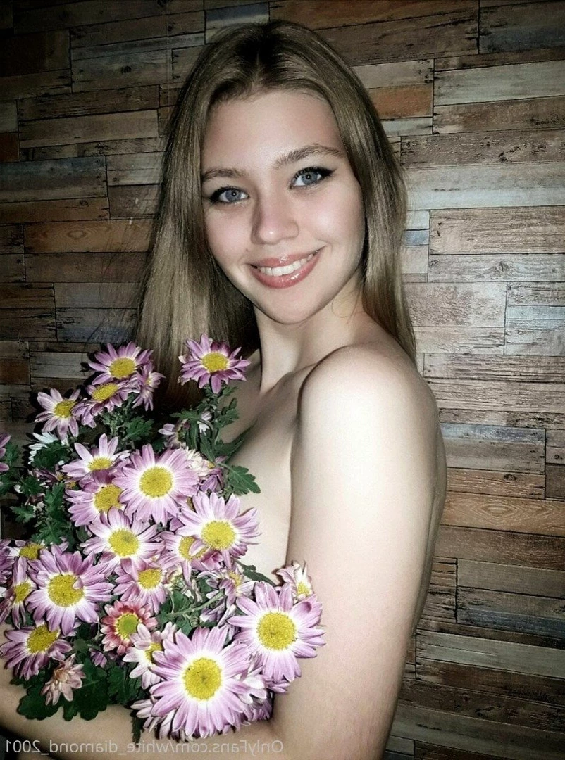 Diana🇺🇦🥰 [ white_diamond_2001 ] Onlyfans leaked photo 4787846 on Hotleaks.tv