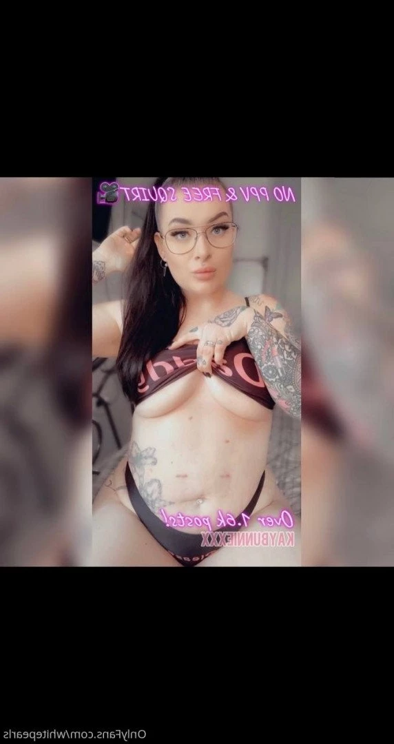 𝐆𝐈𝐑𝐋 𝐍𝐄𝐗𝐓 𝐃𝐎𝐎𝐑 🤍 [ whitepearls ] Onlyfans leaked photo 4782889 on Hotleaks.tv