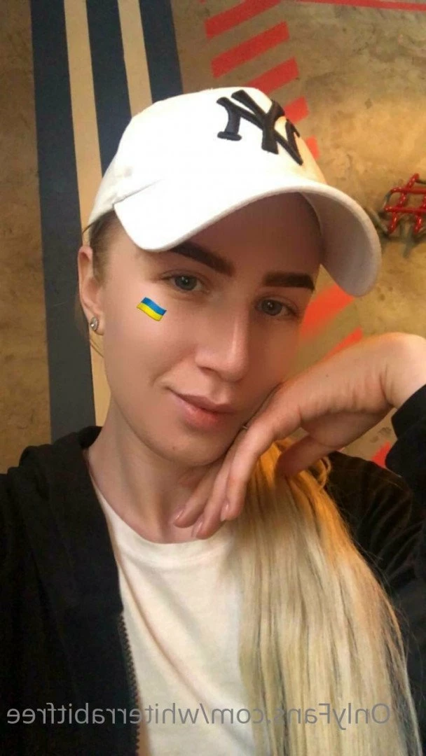 White Rabbit 🤍 [ whiterrabitfree ] Onlyfans leaked photo 4787549 on Hotleaks.tv