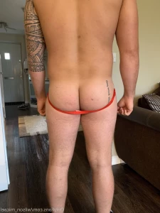 4785648