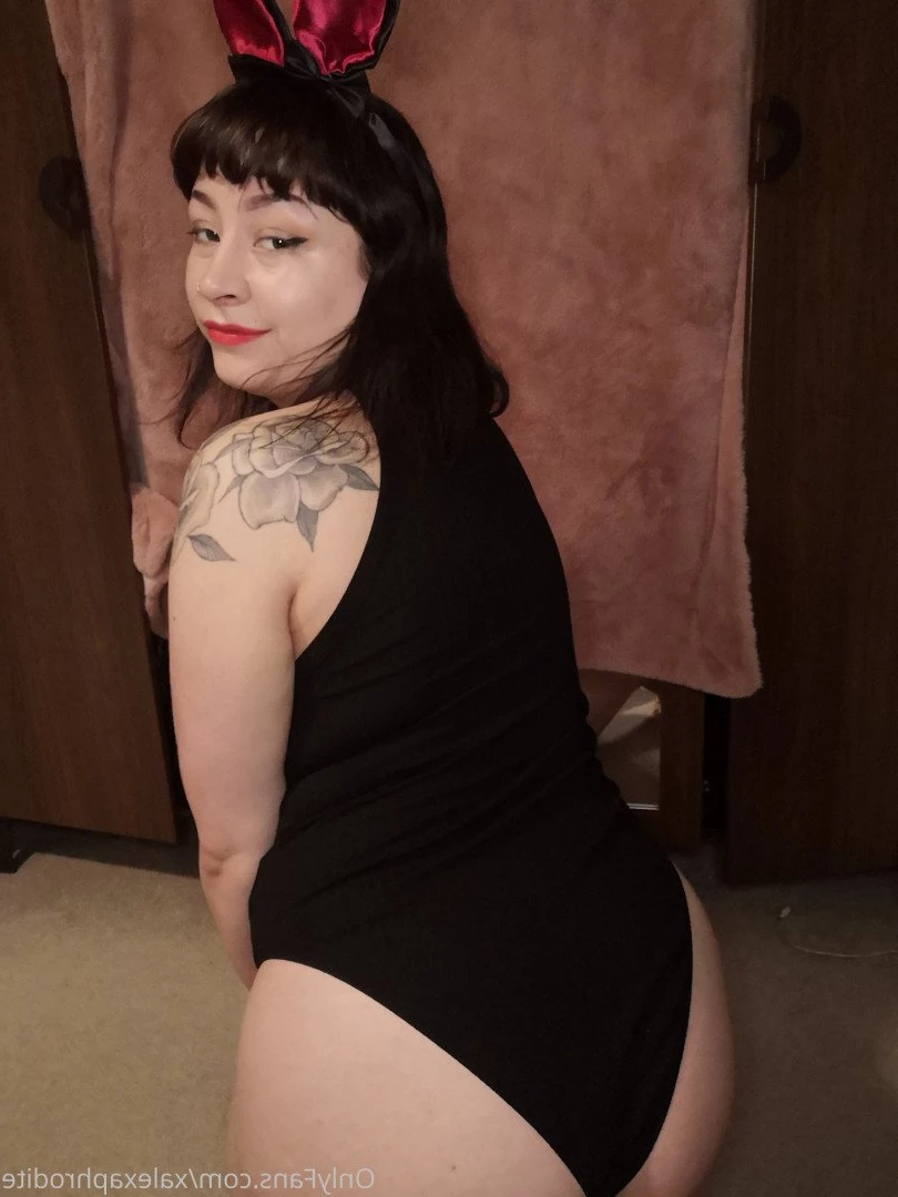 alex 🖤👻 read my bio!! [ xalexaddams ] Onlyfans leaked photo 4763306 on Hotleaks.tv