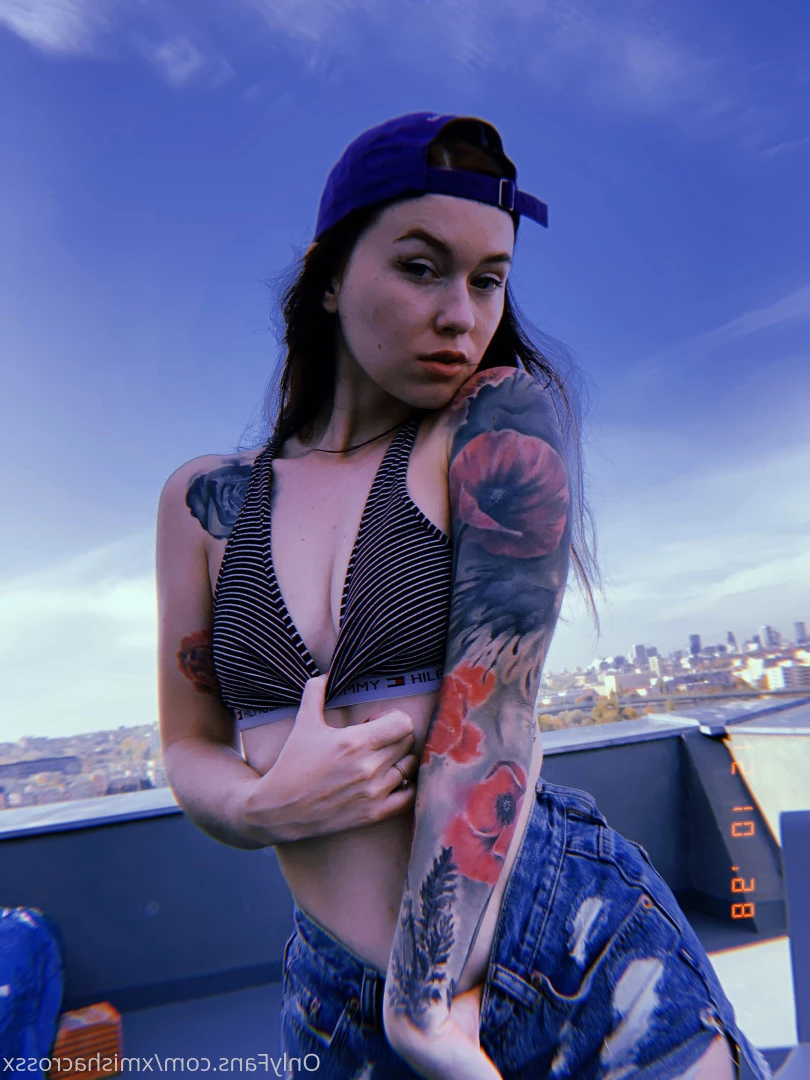 Misha Cross [ xmishacrossx ] Onlyfans leaked photo 5519621 on Hotleaks.tv