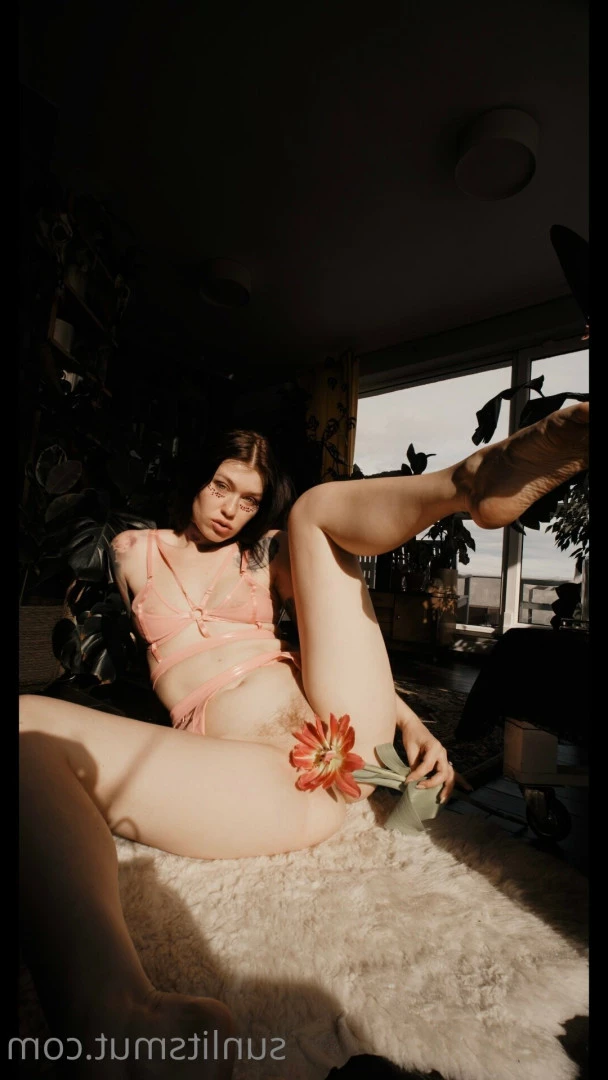 Misha Cross [ xmishacrossx ] Onlyfans leaked photo 5520225 on Hotleaks.tv