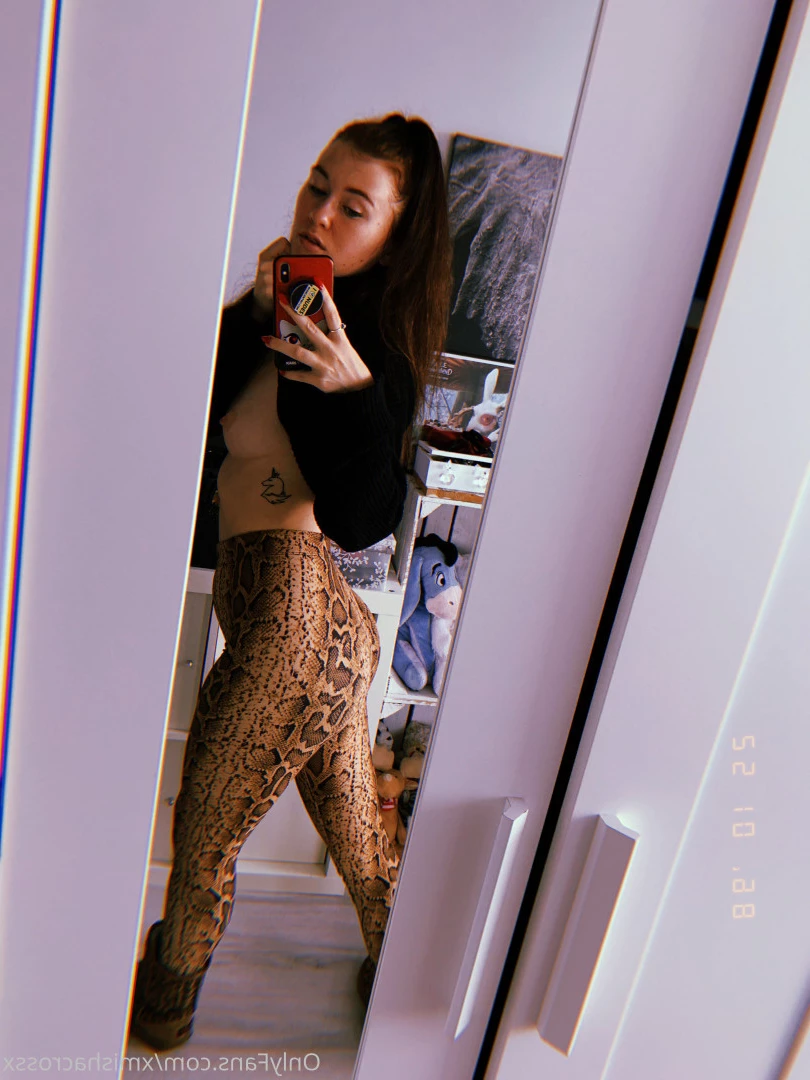 Misha Cross [ xmishacrossx ] Onlyfans leaked photo 5520640 on Hotleaks.tv