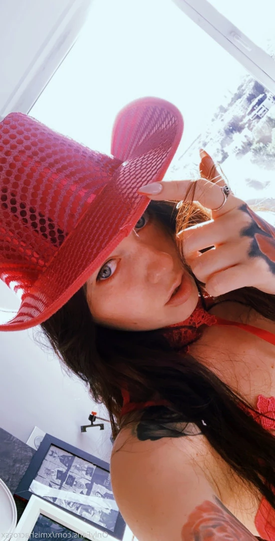 Misha Cross [ xmishacrossx ] Onlyfans leaked photo 5523520 on Hotleaks.tv